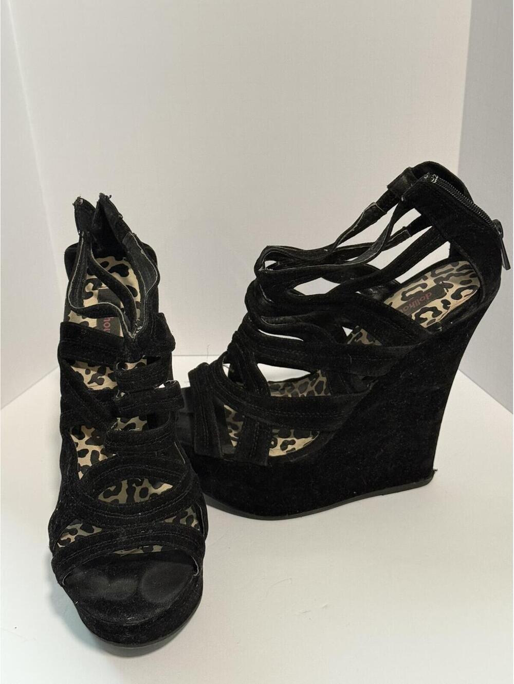Dollhouse Velvet Wedge criss-cross Heels